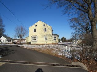 377 Morwood Rd, Telford, PA 18969