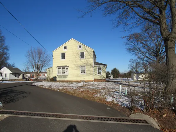 377 Morwood Rd, Telford, PA 18969