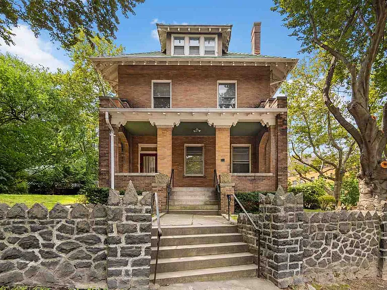 710 Boulevard E #1 — Photo 24