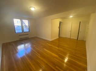 43-07 39th Pl #2C, Sunnyside, NY 11104