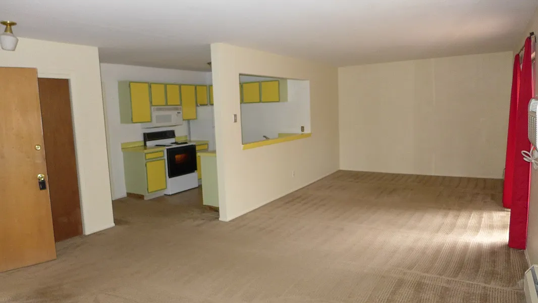 2 bed, $1,350 — Photo 2