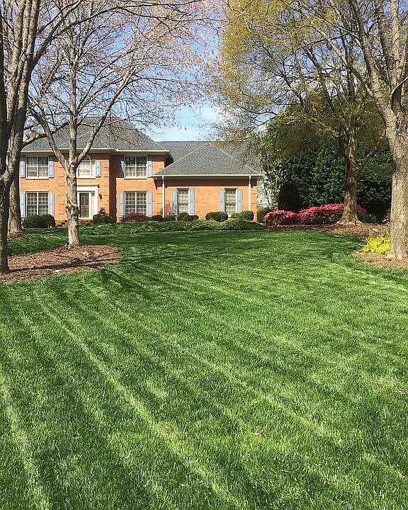 1st image of 206 Creekridge Dr