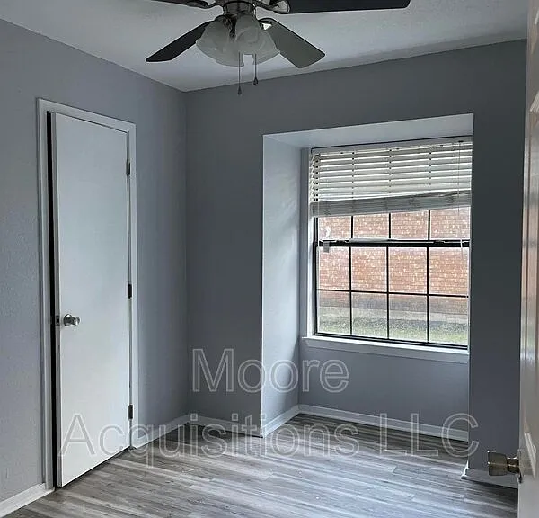 730 Patricia Dr — Photo 15