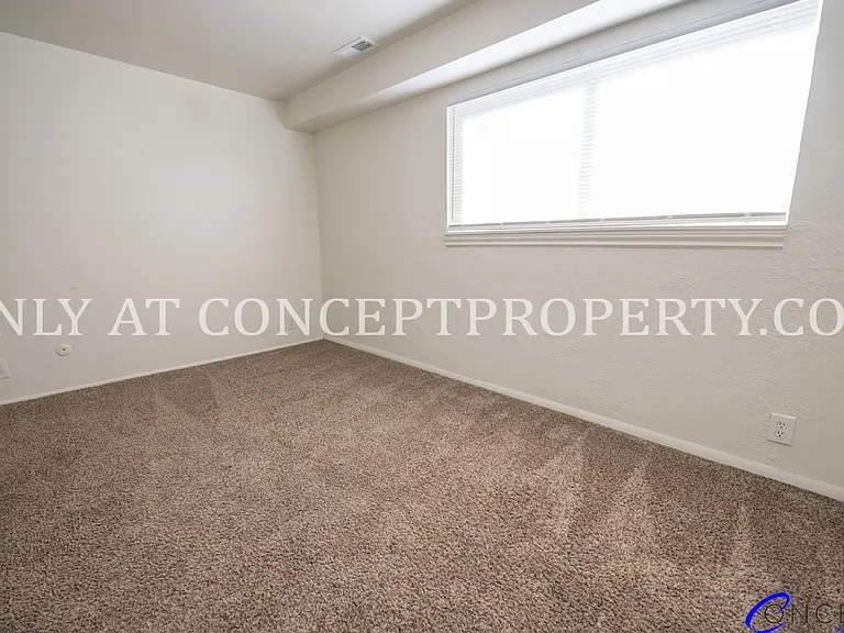 6660 S 1300 W — Photo 59