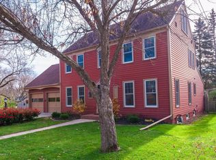 1210 21st St NE, Rochester, MN 55906