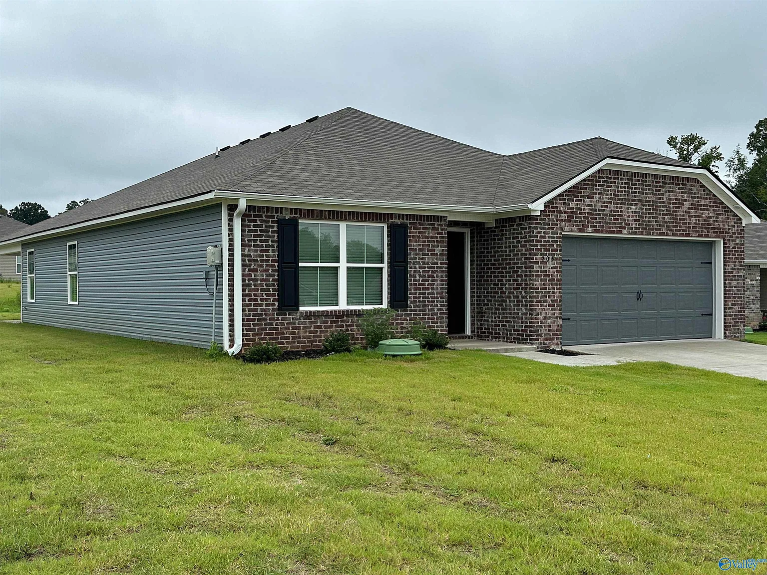 4 bed, 2.5 bath, 1955 sqft, $1,850 — Photo 3