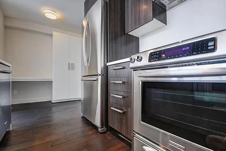 8288 Granville Ave #1801 — Photo 17