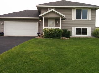 942 13th Ave NE, Saint Joseph, MN 56374