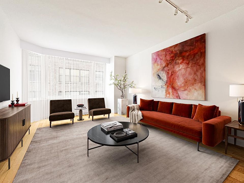 1st image of 320 W 38th St APT 1910