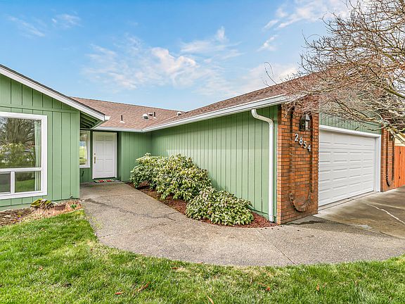 4th image of 2854 Yvonne Rd