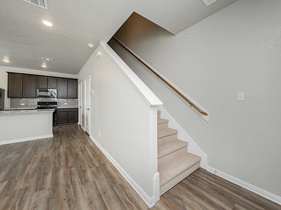 4th image of 4089 Cross Park Dr #312