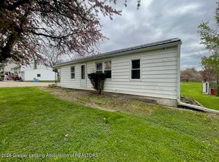 5662 E Clark Rd, Bath, MI 48808