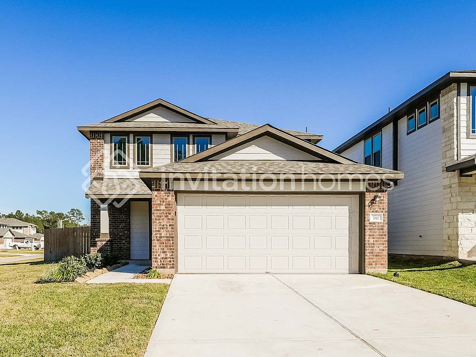 1st image of 5703 Daphne Dr