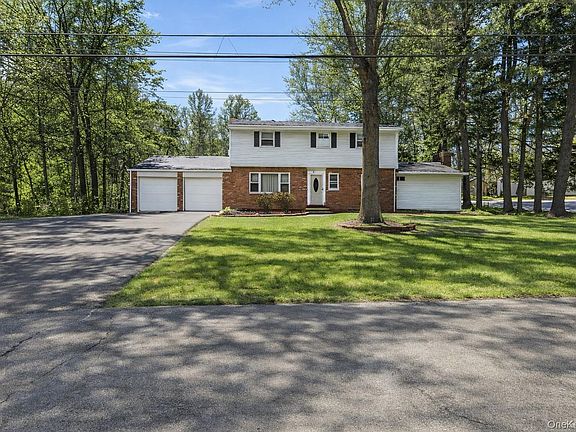 2nd image of 11 Rensselaer Drive