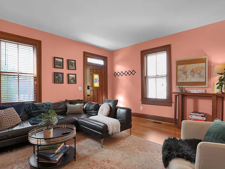 42 E Prescott St — Photo 9