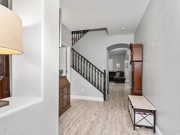 2nd image of 2748 E CANYON CREEK Drive