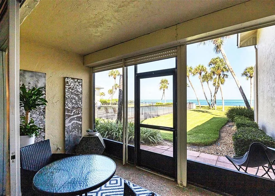 4660 Ocean Blvd #N1