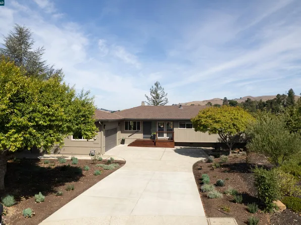 158 Fairfield Pl, Moraga, CA 94556