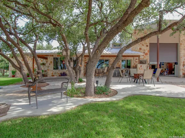 991 FM 2690, Uvalde, TX 78801