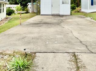 171 Whispering Pines Blvd, Georgetown, GA 39854