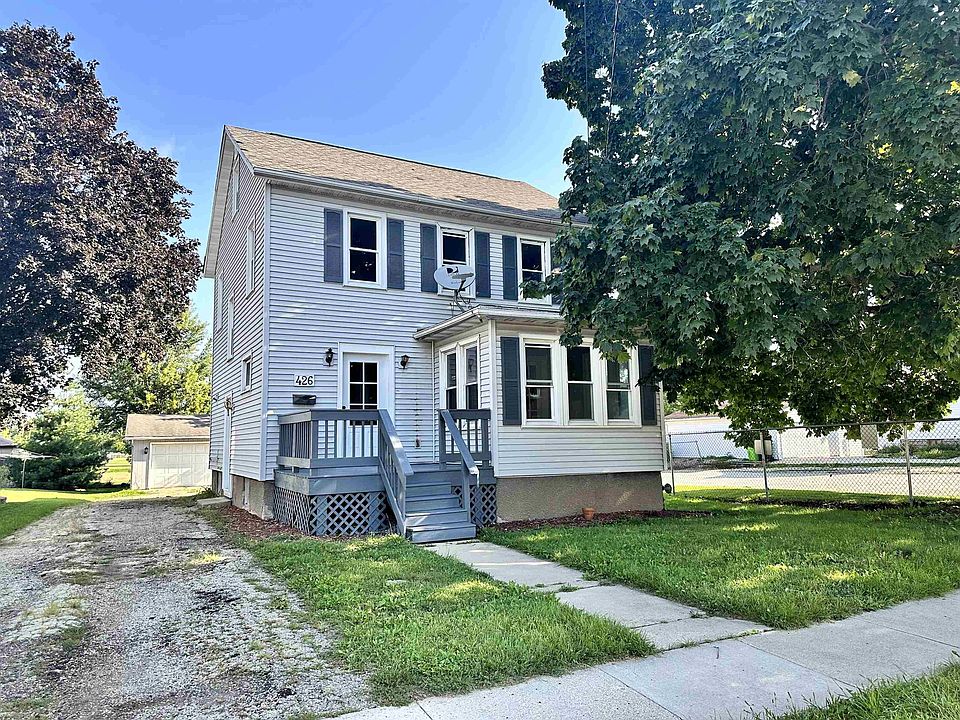 1st image of 426 Jackson St