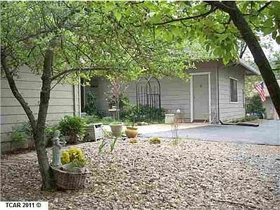 2nd image of 22397 Geraldine Cir