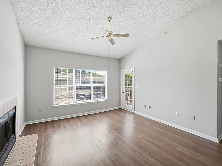A living room that adapts to your lifestyle.
