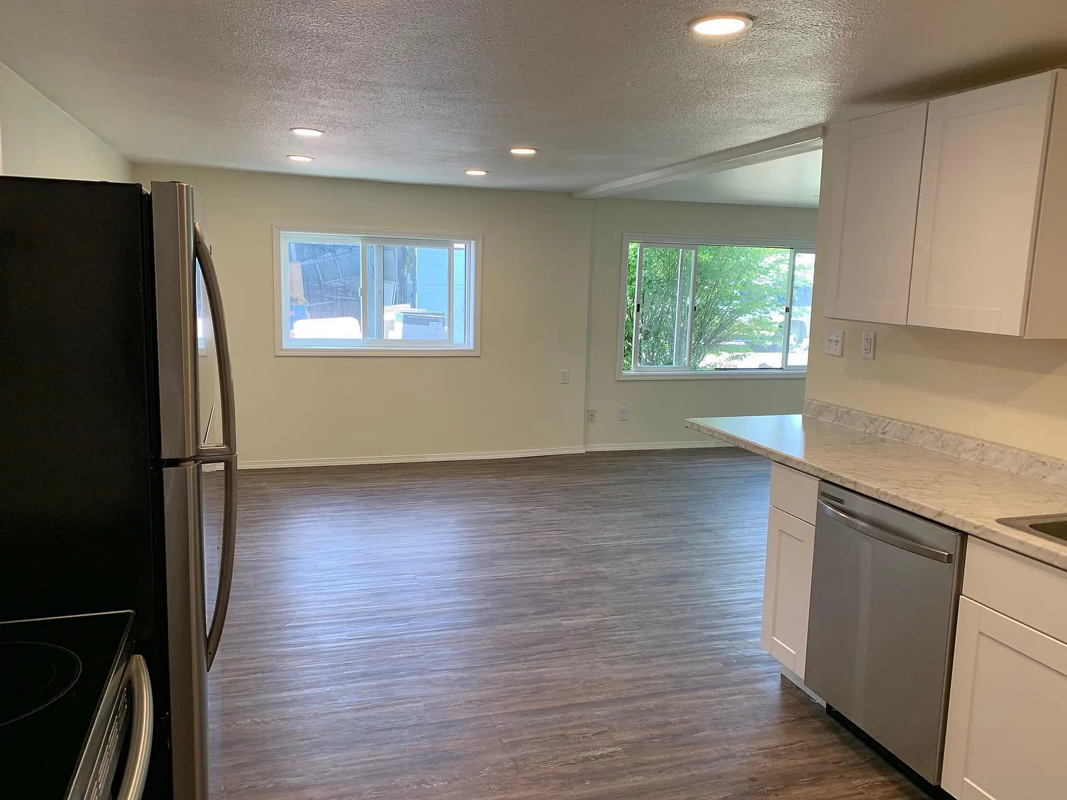 5405 W Manor Crest St — Photo 4