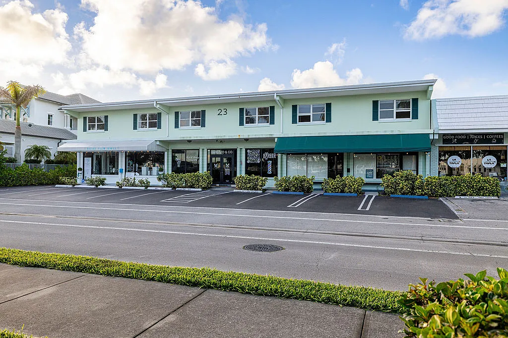 2 bed, 1000 sqft, $2,500 — Photo 4