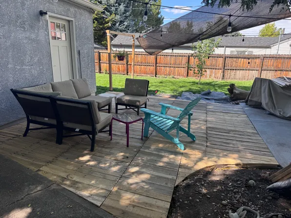 2949 S Bellaire St, Denver, CO 80222