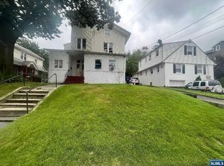 117 Clinton Pl, Hackensack, NJ 07601