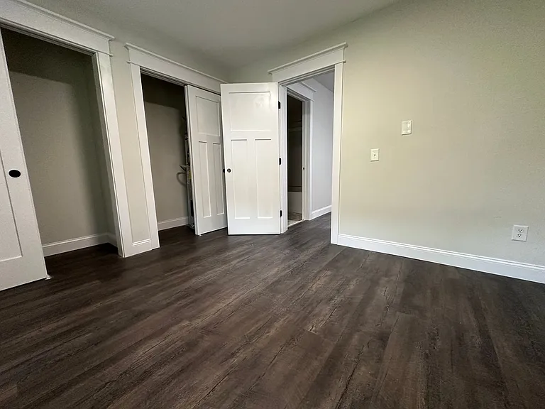320 Hillview Place — Photo 26