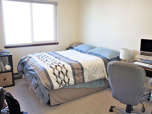 3rd image of 4220 8th Ave NE APT 101