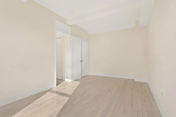 Rented by Compass | media 4
