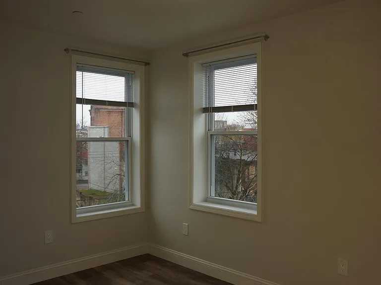 1520 Hollins St #3 — Photo 76