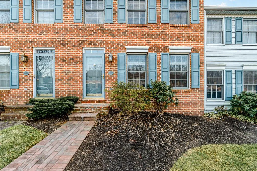 4177 Kittatinny Drive — Photo 3