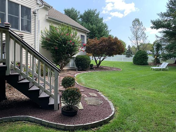 5th image of 8 Moselem Springs Ct