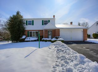 55 Fairway Dr, Camp Hill, PA 17011