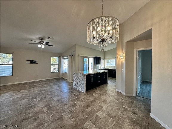 4th image of 8001 Hesperides Ave