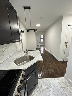 Rented by Besen Partners, LLC | media 12