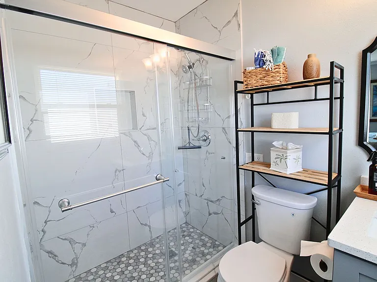10128 Yacht Club Dr — Photo 17