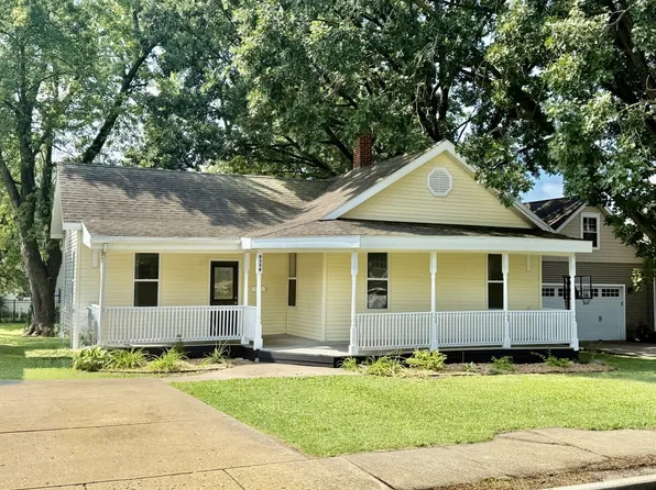 2116 1st St, Peru, IL 61354