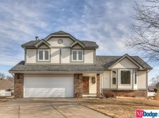 1241 S 169th St, Omaha, NE 68130