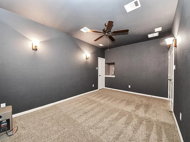 17307 Pentland Ct — Photo 33