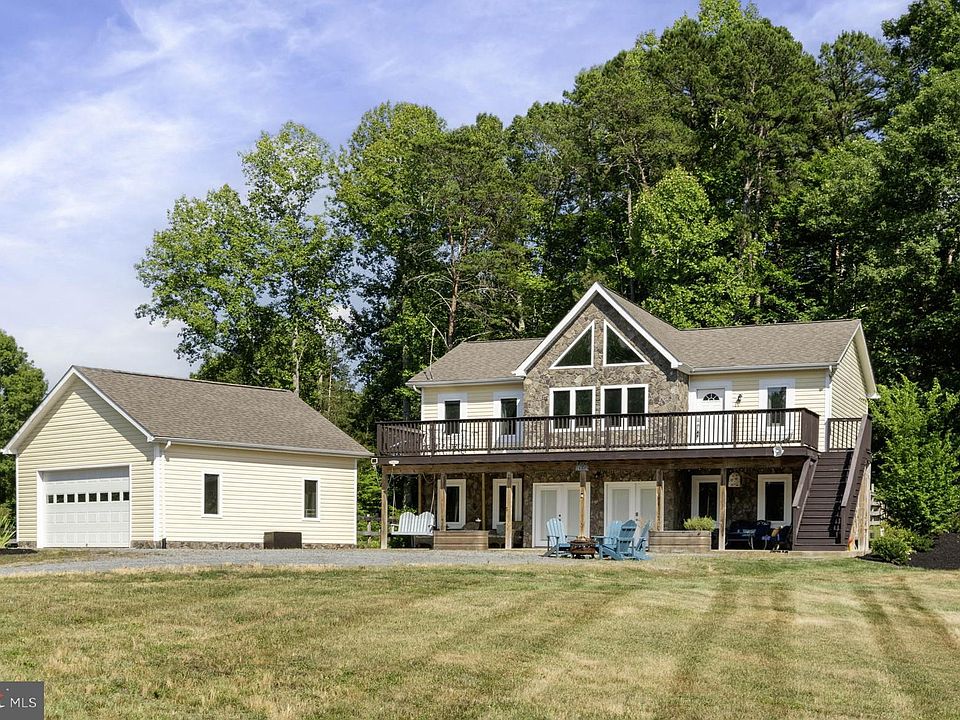 1st image of 120 Shady Oaks Ln