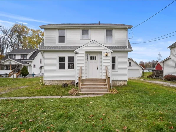 3269 Dorothy Ct, Barberton, OH 44203