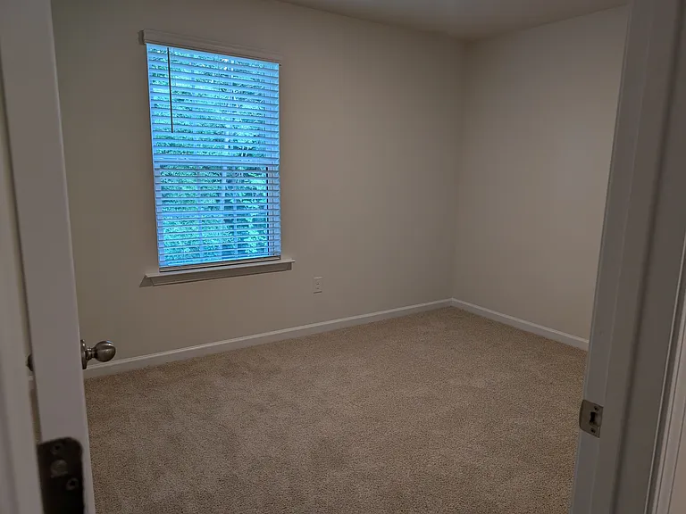 6025 Howth Way — Photo 30