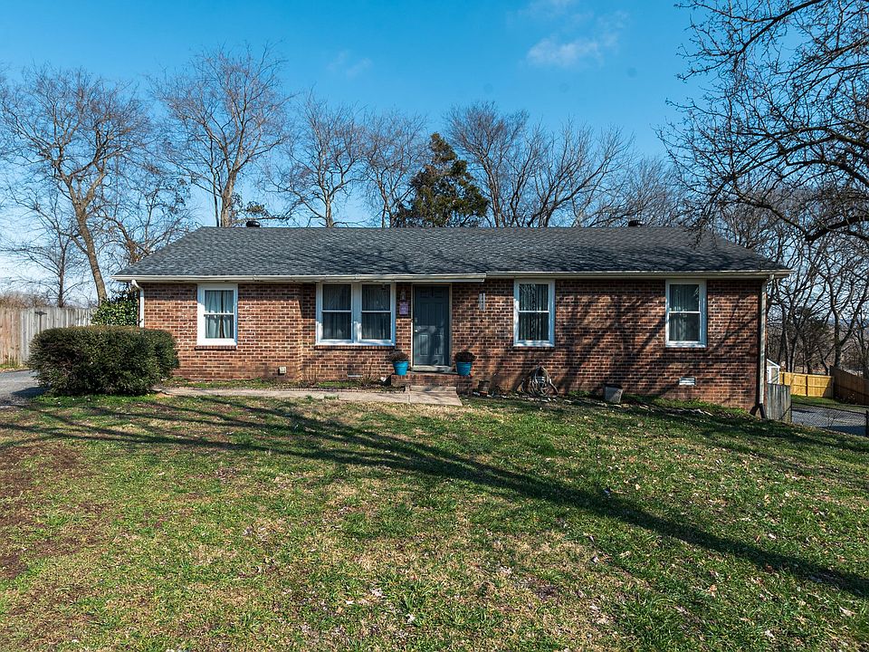 1st image of 110 Hillwood Ct