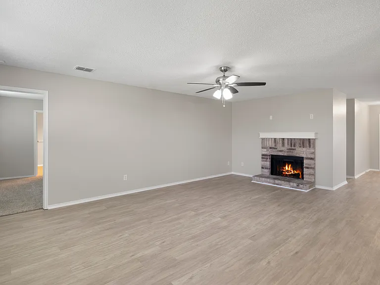 605 Hanceville Way — Photo 5