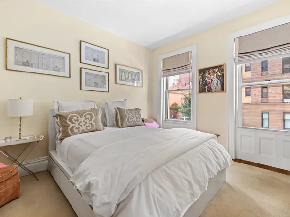 27 East 95th Street image 7 of 12